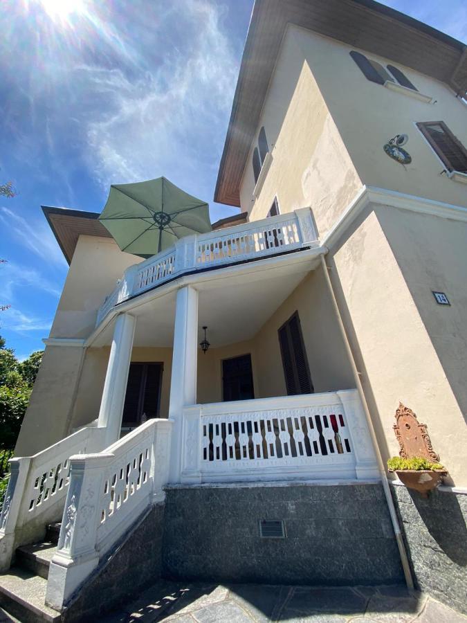 Swanlake Rooms Nebbiuno Екстер'єр фото
