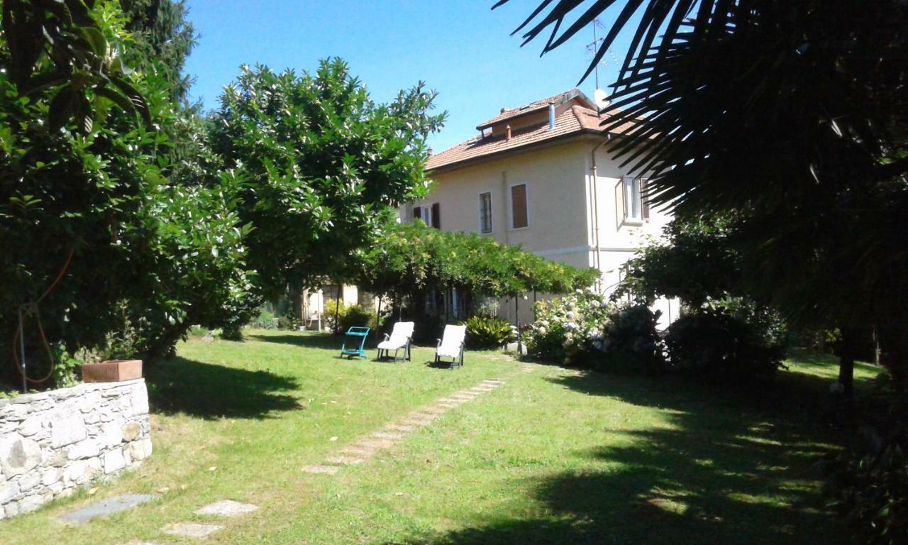 Swanlake Rooms Nebbiuno Екстер'єр фото